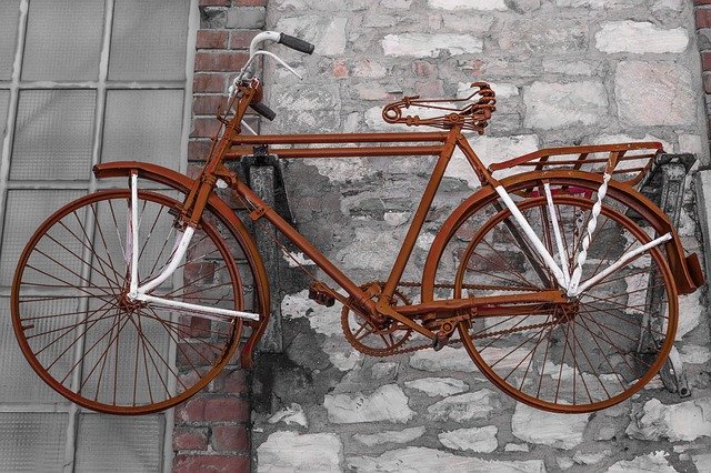 rusty bike