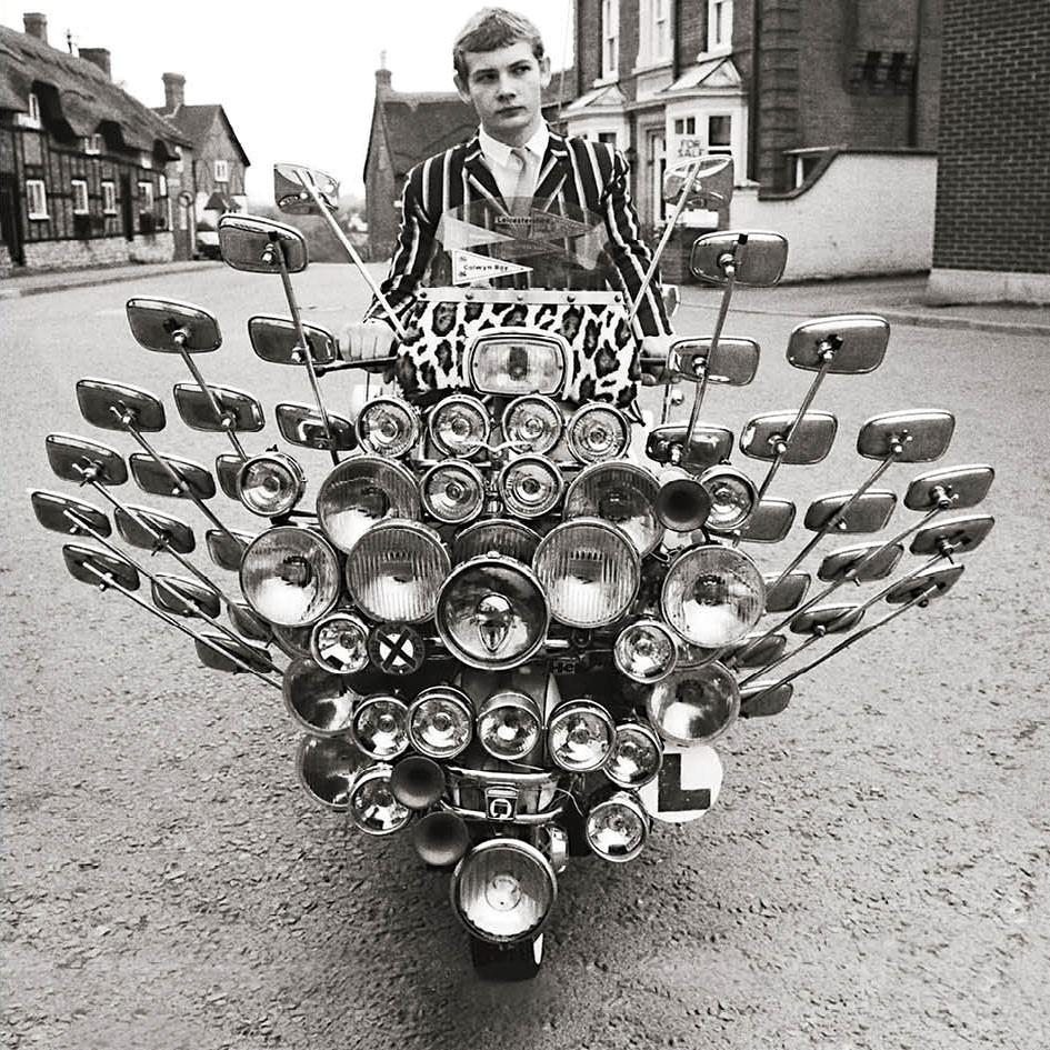 mod-scooter-mirrors-photo-greeting-card-3017067-1600